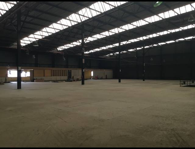 32,966M² WAREHOUSE TO LET IN ROODEKOP